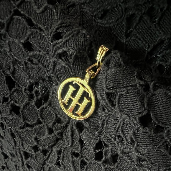 Gorgeous [Tommy Hilfiger] Classic Cap Sleeve NWT Navy Blue Lace Blouse | Medium - Picture 5 of 12